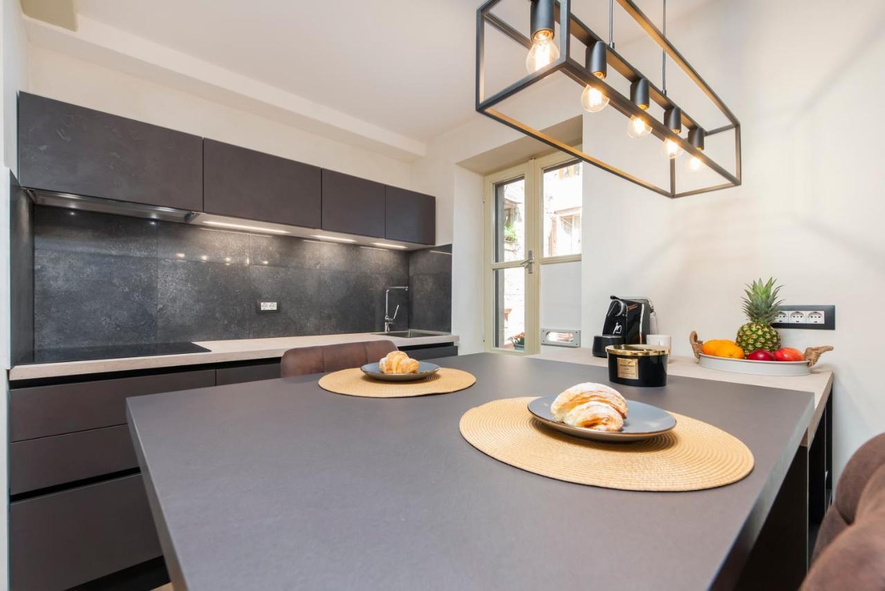 Dc II Downtown Apartment Ρόβινι Εξωτερικό φωτογραφία