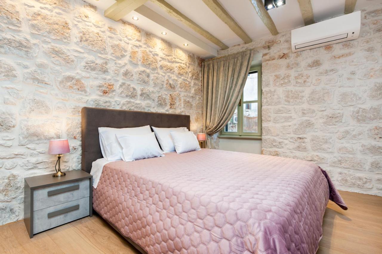 Dc II Downtown Apartment Ρόβινι Εξωτερικό φωτογραφία