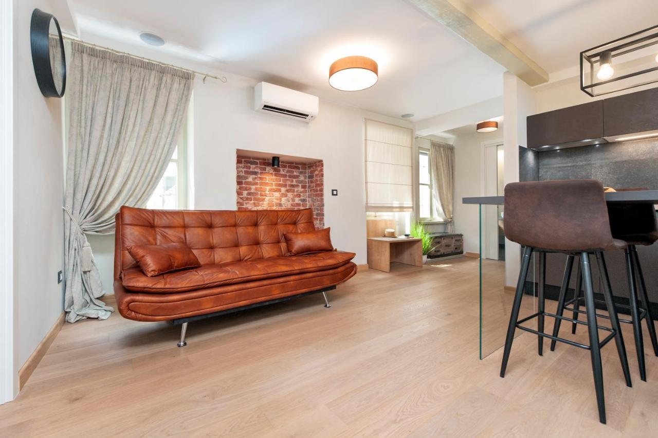 Dc II Downtown Apartment Ρόβινι Εξωτερικό φωτογραφία