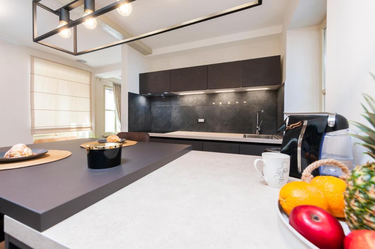 Dc II Downtown Apartment Ρόβινι Εξωτερικό φωτογραφία