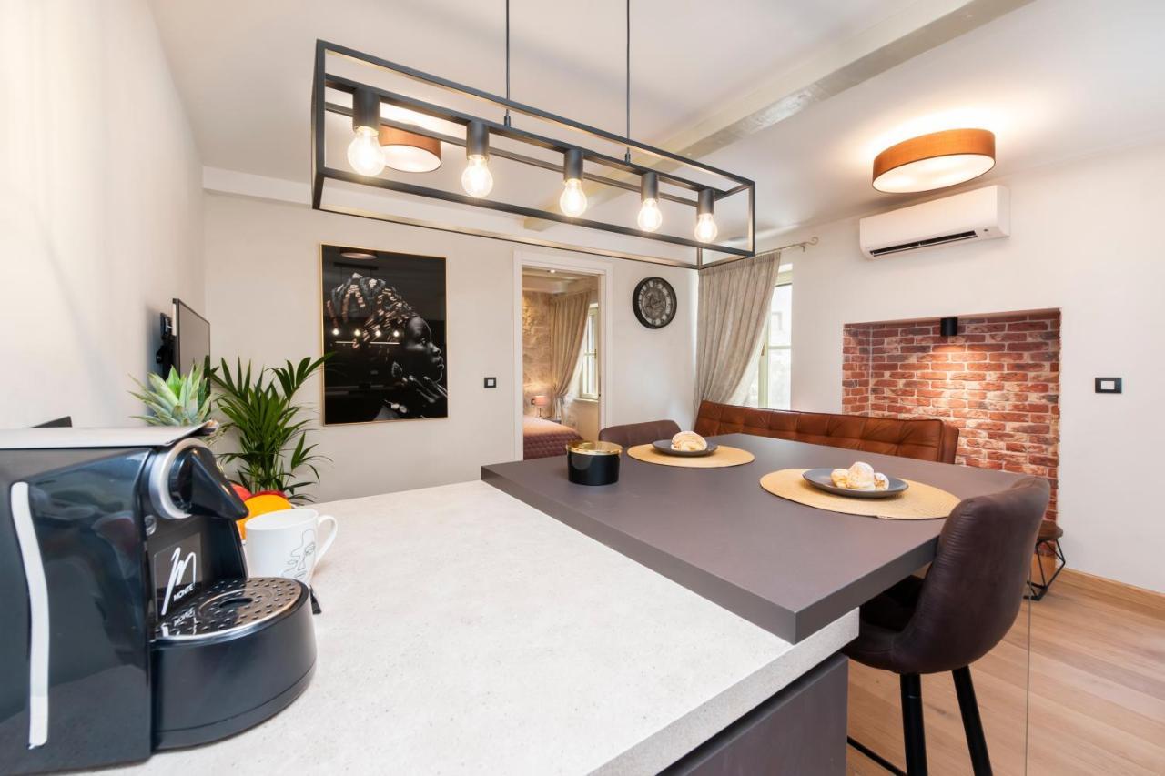 Dc II Downtown Apartment Ρόβινι Εξωτερικό φωτογραφία