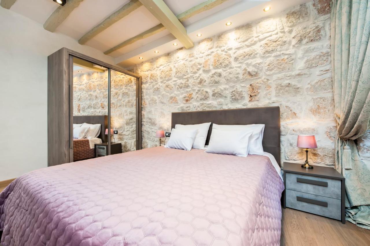 Dc II Downtown Apartment Ρόβινι Εξωτερικό φωτογραφία